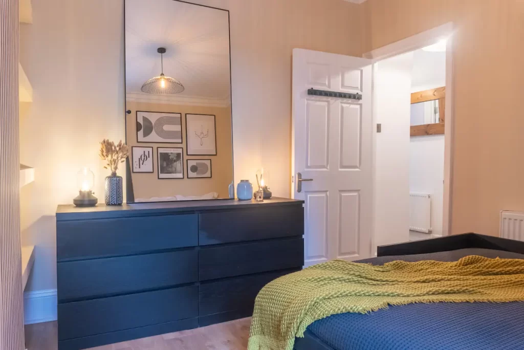 London Accommodation 4 bed family home