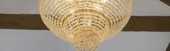 Top Quality Roll Top Bath and LED Crystal Chandalier