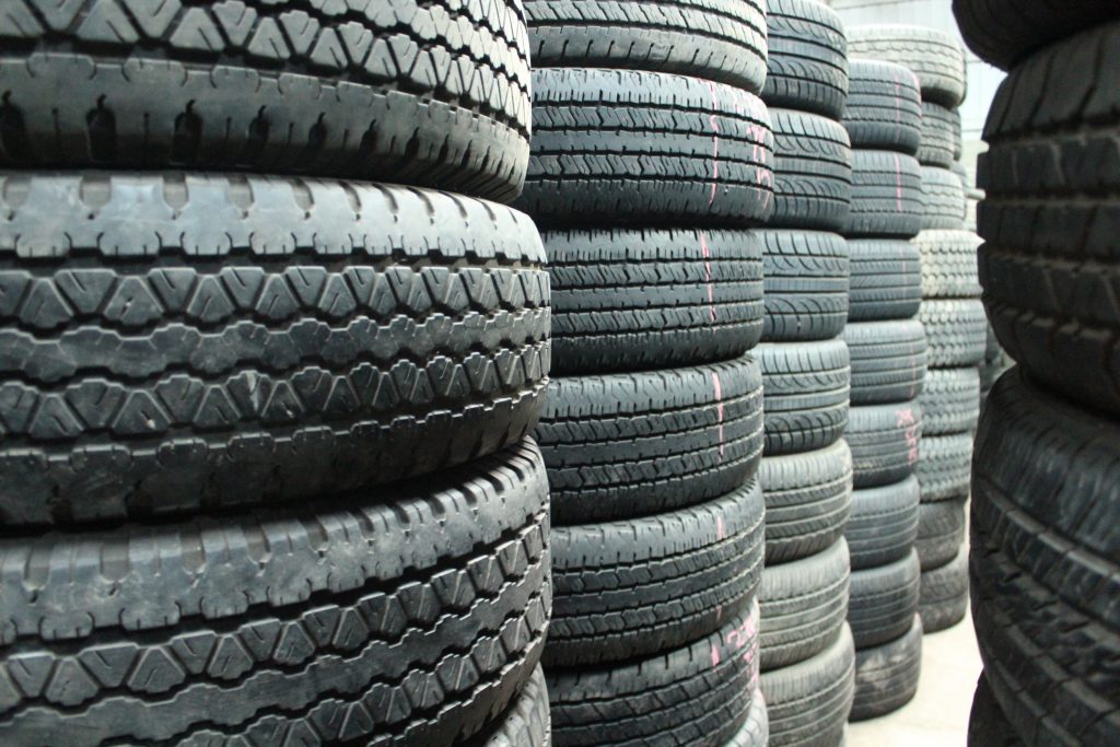 Discount Tyres Supply & Fit in High BBX UK