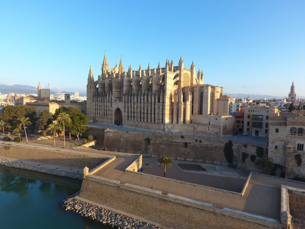 Sea and Air Photography Partner