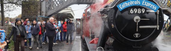🚂 Nostalgic Steam Train Experience & Enchanting Glass Dome Museum with Afternoon Tea