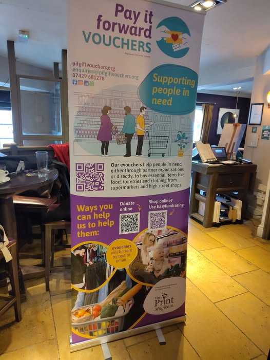 Buzz stand alone roller banner